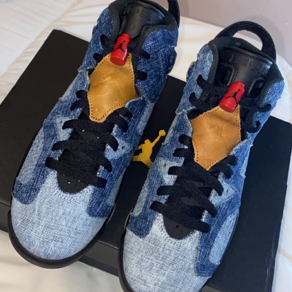 Jordan retro 6’s